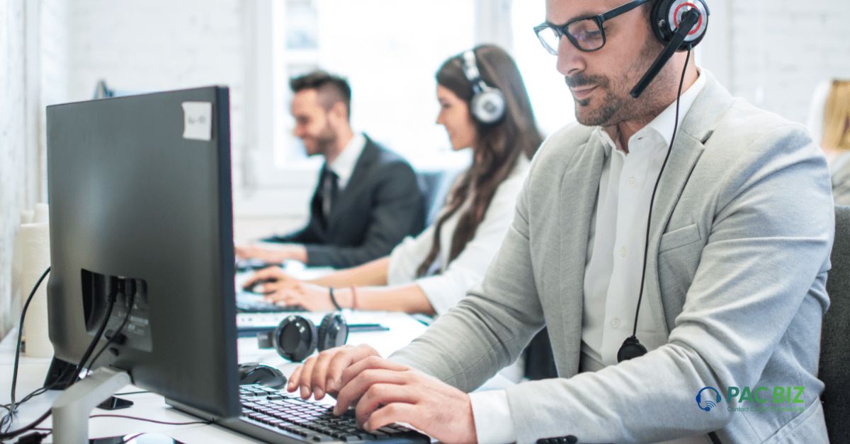 Why Businesses Use Live Chat and the Benefits of Outsourcing It | Pac-Biz