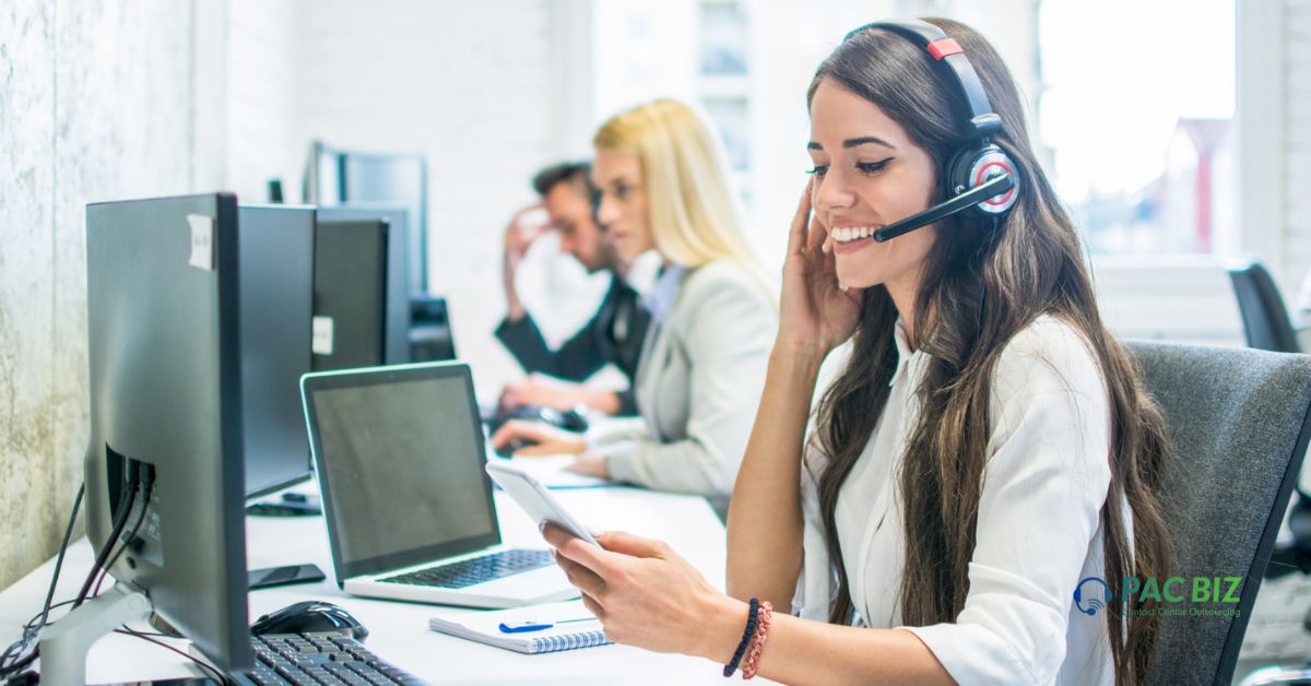 Do You Need Live Chat & Phone Systems for Your Ecommerce Business? | Pac-Biz